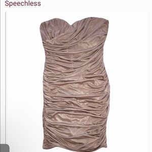 Women’s strapless mini dress. Size Large. Brand ( Body Central)